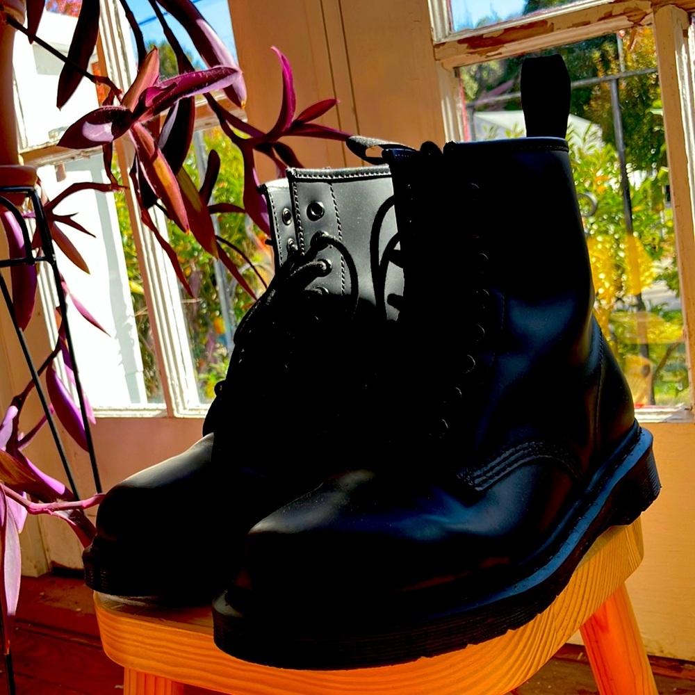 The Original Black Doc Martens - flash sale @ 12AM EST